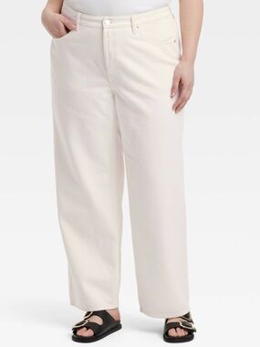 Universal Thread Women’s Mid Rise Wide Leg 90’s Baggy Pants in Cream